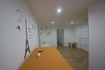 Maletto Apartment